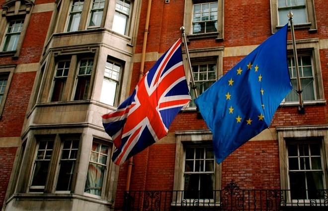 EU cảnh báo rủi ro đối với sự ổn định tài chính của nước Anh