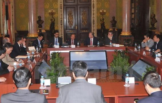 Mexico sẵn sàng chia sẻ kinh nghiệm tài chính với Việt Nam