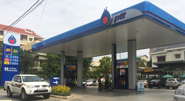 Cơ cấu giá bán lẻ xăng dầu tại Campuchia