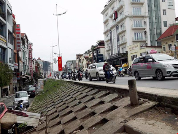Hà Nội: Thỏa thuận thi công nâng cấp, cải tạo đường giao thông và cửa khẩu lên đê tả Hồng