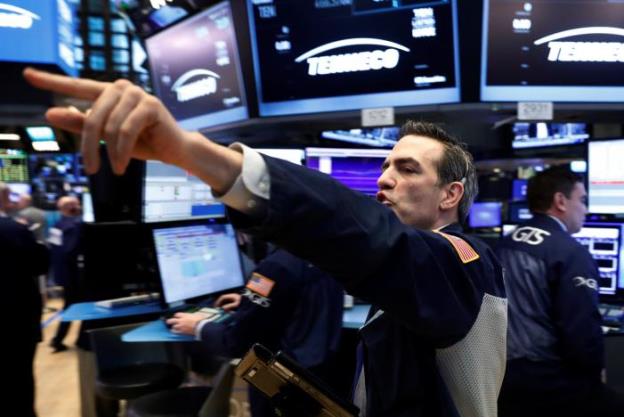 Dow Jones chấm dứt chuỗi sụt giảm 8 phiên nhờ dữ liệu tiêu dùng lạc quan