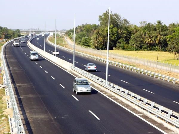 Đưa cao tốc Trung Lương - Mỹ Thuận vào khai thác năm 2019