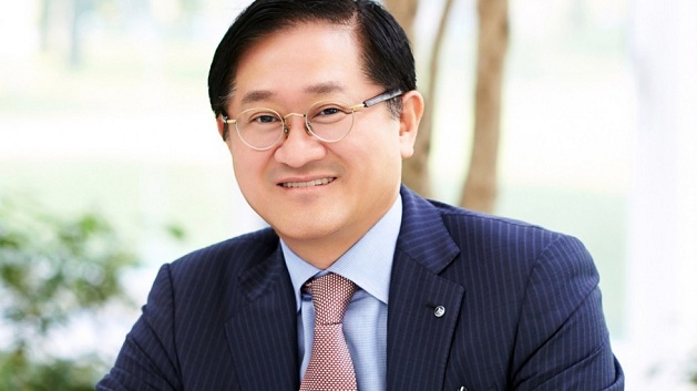 Tỷ phú giàu thứ 2 ở Hàn Quốc chia sẻ về 3 thói quen dẫn tới thành công