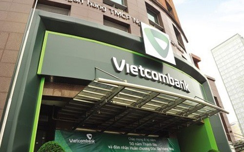 Vietcombank giảm 0.5%/năm lãi suất cho vay ngắn hạn