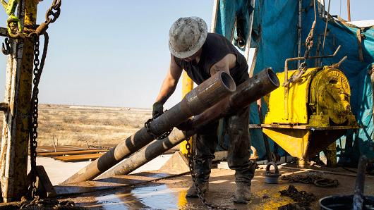 IEA: Nhu cầu dầu toàn cầu sẽ tăng vượt dự báo trong năm 2017
