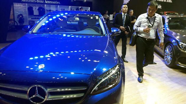 Thuế giảm còn 0% nhưng giá xe hơi lại tăng?