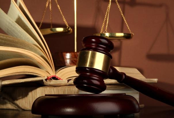 Truy tố nhóm đối tượng thao túng giá chứng khoán