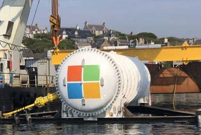 Microsoft đưa 864 máy chủ khủng xuống đại dương làm mát bằng nước biển