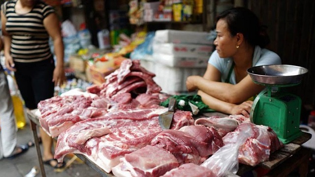 Giá thịt lợn trong nước tăng, thuộc nhóm cao trong khu vực