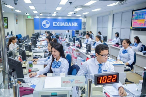 Quý 2/2018, thu nhập bình quân tháng của mỗi nhân viên Eximbank tăng từ 17 lên 20 triệu đồng