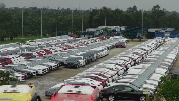 Doanh số bán ôtô toàn thị trường trong tháng Bảy và 7 tháng giảm