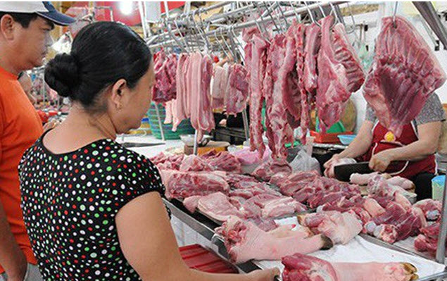 Giá thịt lợn trong nước giảm nhưng vẫn tiềm ẩn nguy cơ tăng trở lại
