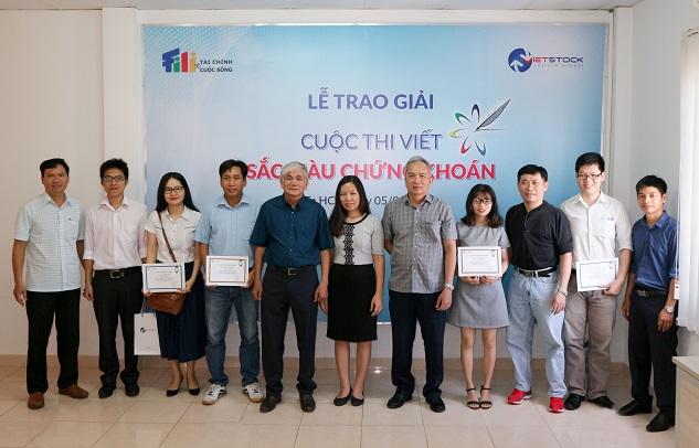 Trao giải cuộc thi viết SẮC MÀU CHỨNG KHOÁN