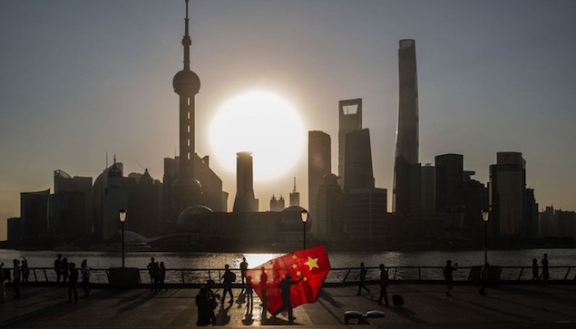 Trung Quốc tung loạt biện pháp cứu thị trường chứng khoán