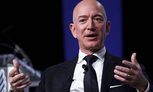 4 quyết định kinh doanh liều lĩnh nhất của ông chủ Amazon