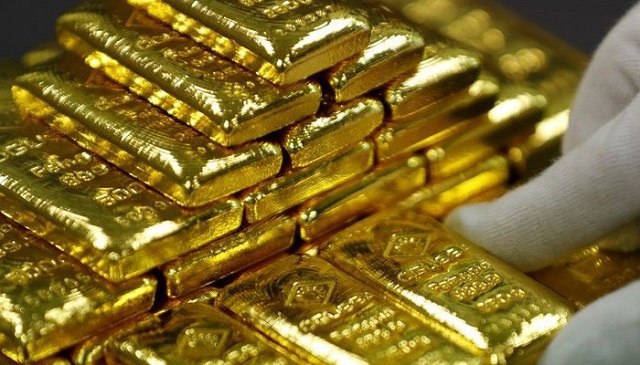 Vàng miếng và USD tự do cùng nhích giá