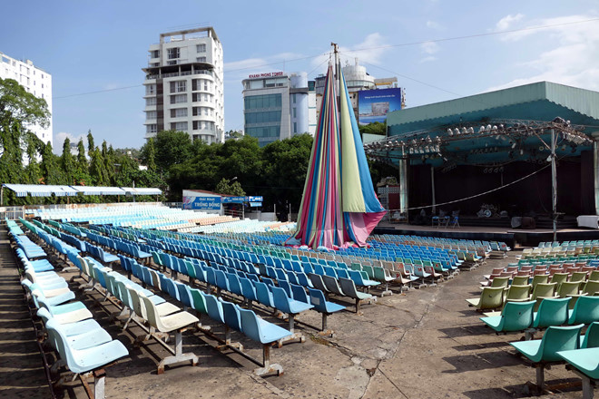 Dự án bãi đậu xe ngầm sân khấu Trống Đồng thoát 