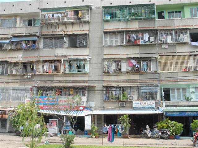 Di dời hơn 1.300 cư dân sống trong chung cư Thanh Đa