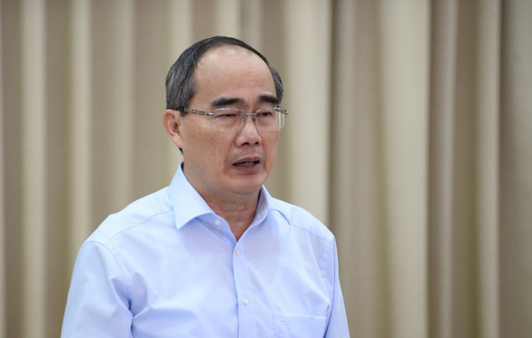 Bộ trưởng Nguyễn Mạnh Hùng: <span>TP.HCM</span> phải đặt mục tiêu ai cũng có smartphone - Ảnh 2.