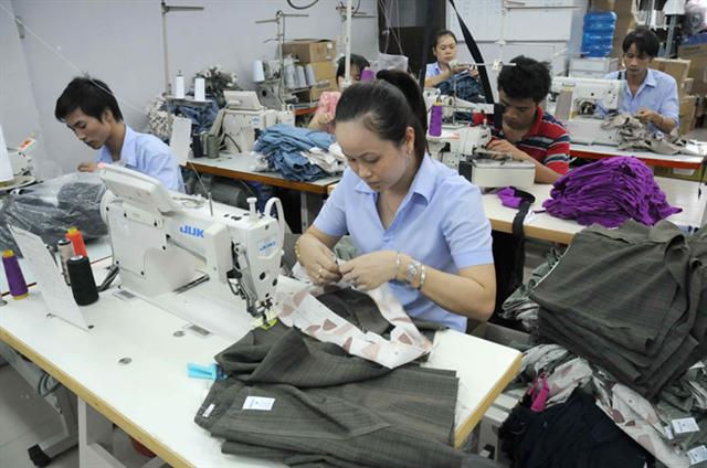 Chi 3,8 <span>tỉ USD</span> mua 60% vải may từ Trung Quốc