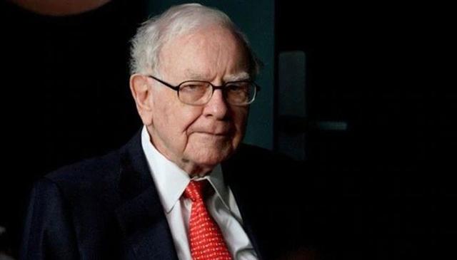“Đế chế” đầu tư của Warren Buffett chuyển sang bán ròng cổ phiếu