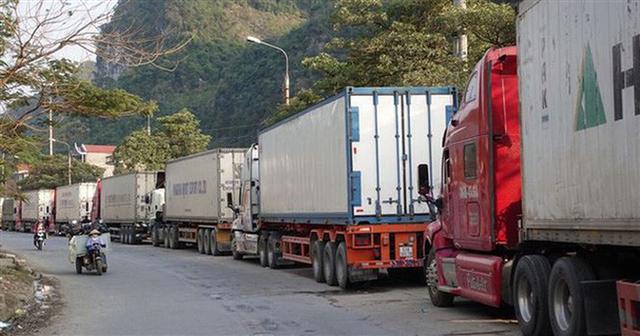 Trung Quốc đề nghị ôtô Việt Nam qua cửa khẩu phải gắn biển số điện tử của Trung Quốc