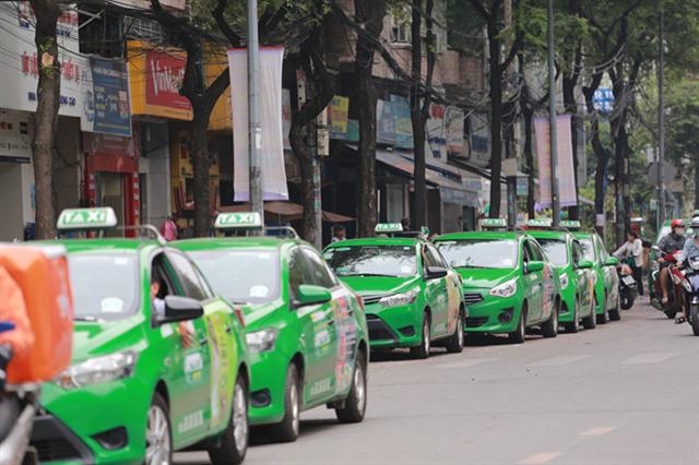 Taxi truyền thống muốn chuyển sang mô hình giống taxi công nghệ