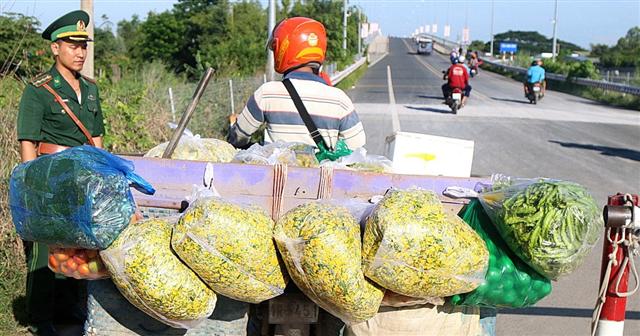 Con đường đưa nông thủy sản sang Thái Lan