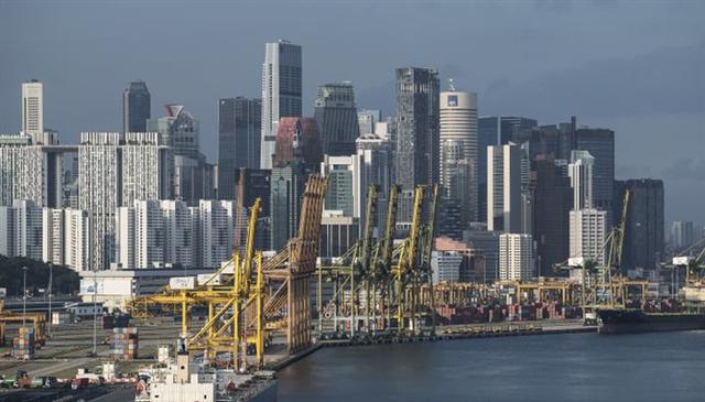 Kinh tế giảm tốc, Singapore nới lỏng chính sách tiền tệ lần đầu tiên từ 2016