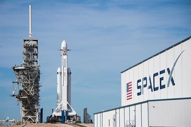 SpaceX cung cấp internet vệ tinh từ giữa năm 2020