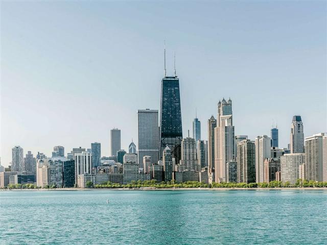 chicago-skyline-stock-gty-jef-190415_hpMain_4x3_992