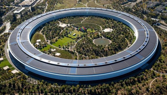 Vì sao Apple, Microsoft, Google bắt đầu 'tiêu' khối tiền mặt khổng lồ?