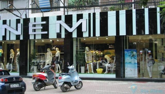 “Đế chế” thời trang NEM: Từng bị Vietinbank rao bán nợ xấu đến nghi án cắt mác