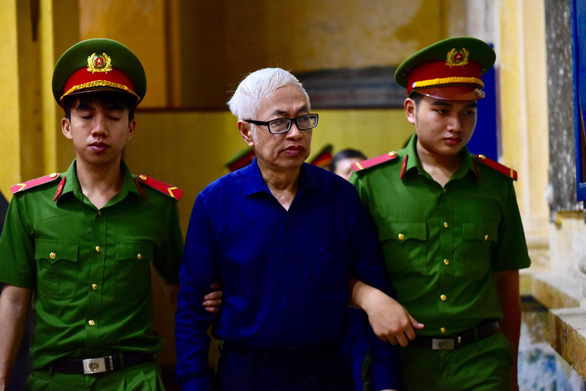 Cựu lãnh đạo Ngân hàng Đông Á Trần Phương Bình bị truy tố tội mới - Ảnh 1.