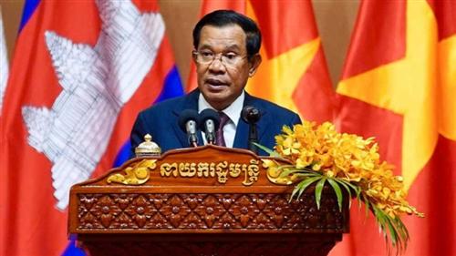 Cambodia PM calls on Vietnam to invest in rice processing