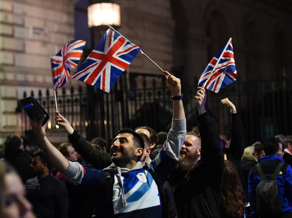 Nước Anh chính thức ra khỏi EU sau 47 năm gắn bó - Ảnh 1.