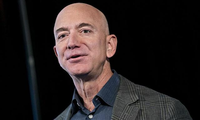 Jeff Bezos bán hơn 3 tỷ USD cổ phiếu Amazon