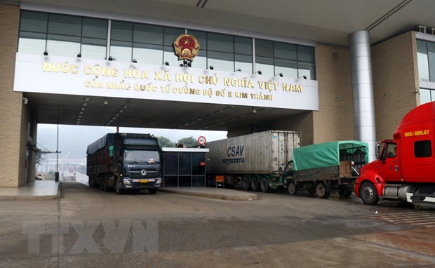 Thông quan hàng hóa có kiểm soát tại cửa khẩu Lào Cai
