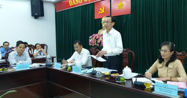 Xem xét kiến nghị chuyển 4 xã của huyện Bình Chánh lên thị trấn