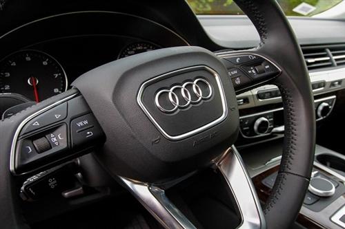 Audi Vietnam recalls SUVs to fix loose fender trims