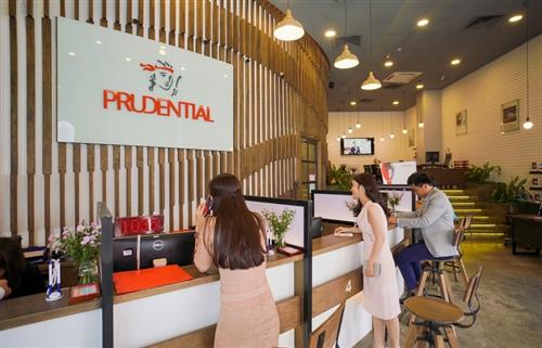 Prudential called to separate into two companies