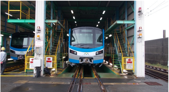 Hai đoàn tàu metro từ Nhật Bản sắp được chuyển về TP.HCM - Ảnh 1.