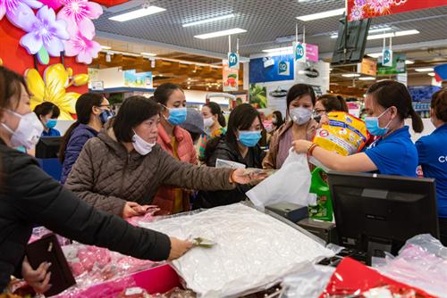 Hanoi ready to meet shopping surge over Covid-19 fears