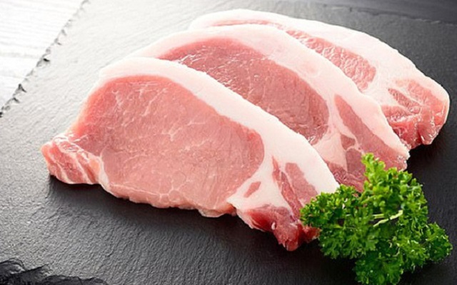 Giá thịt heo phải rẻ hơn nữa, không chịu giảm sẽ cho nhập tràn về