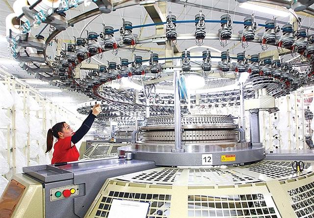 Vietnam attracts $4 billion FDI capital despite COVID-19 crisis