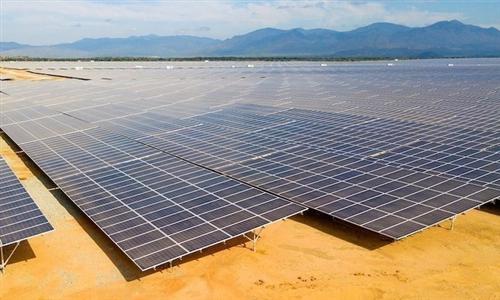 Thai energy firm to invest $457 mln in Vietnam solar farms