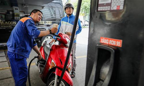Petrovietnam wants fuel imports stopped