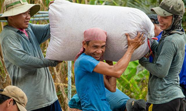 Vietnam lifts rice export ban