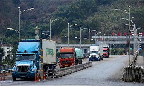 Vietnam restricts exports to China over stringent border controls