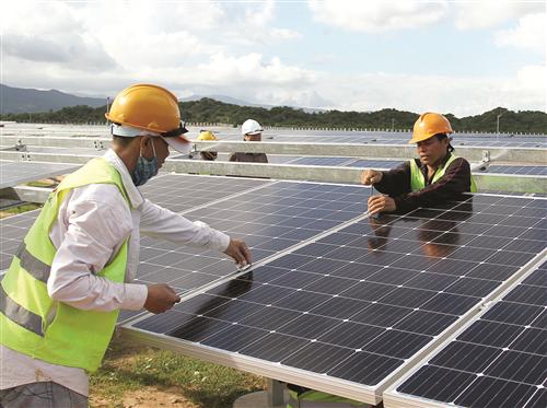 Vietnam new solar FITs does not help much to attract further investment: Fitch
